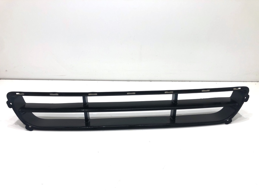 [STARK-827475] Rejilla de parachoques delantero KIA Cee'd SW (ED) 2007-2012