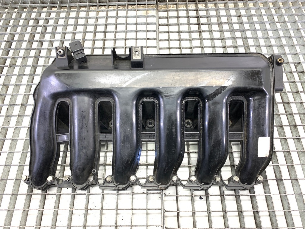 [STARK-827941] Colector de admisión BMW X3 (E83) 3.0 d 2004-2005