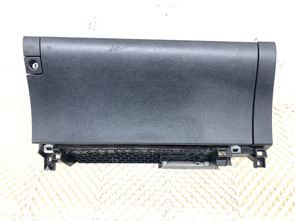 [STARK-828565] Guante de pasajero Lexus CT (ZWA10_) 2010-2022