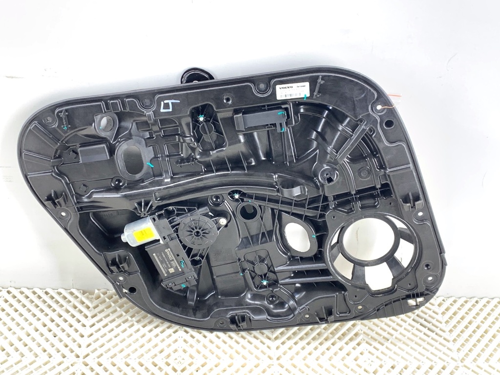 [STARK-829884] Elevalunas trasero izquierdo VOLVO S90 II (234) 2016-2022