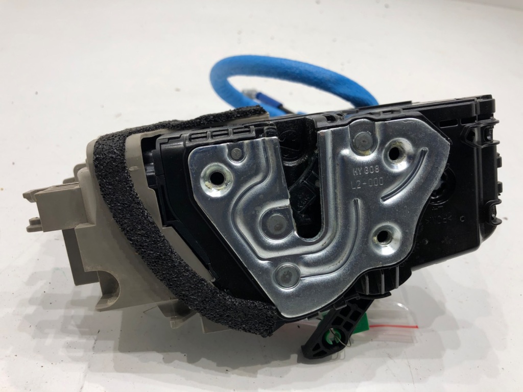[STARK-830153] Cerradura de puerta delantera izquierda KIA XCEED (CD) 1.5 T-GDI 2021-2022