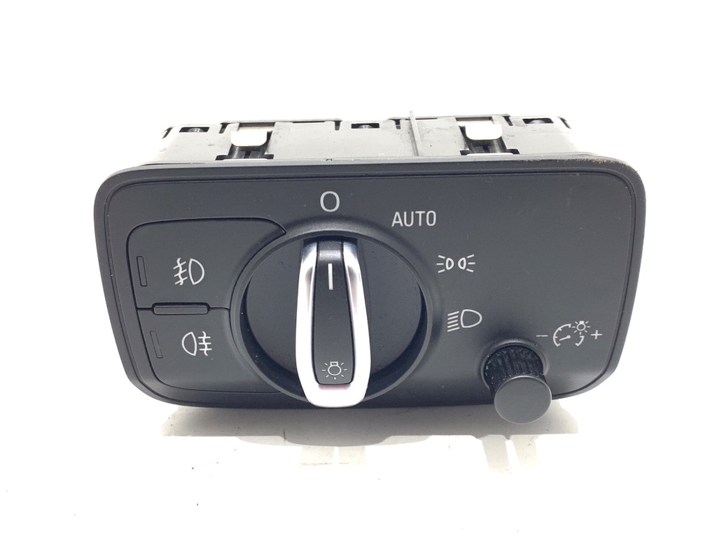 [STARK-830415] Interruptor de luces AUDI A3 Limousine (8VS, 8VM) 1.6 TDI