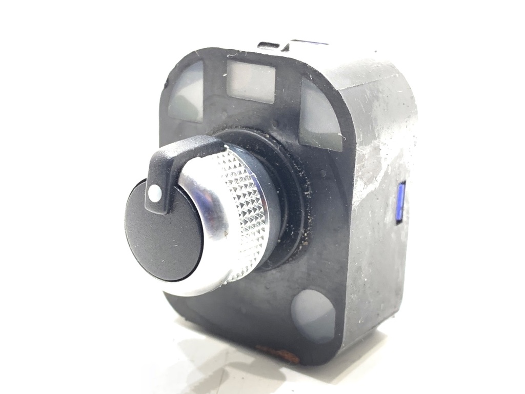 [STARK-830496] Interruptor de ajuste de espejos Audi A3 Limousine (8VS/8VM) 1.6 TDI 81 kW 110 CV 2013-2017