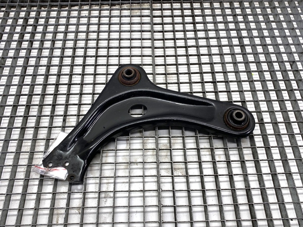 [STARK-831503] Paso de rueda delantero izquierdo PEUGEOT 208 I (CA_, CC_) 2012-2022