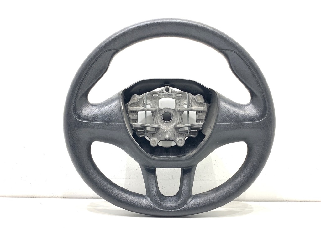 [STARK-831541] Volante Peugeot 208 I 1.6 HDi/BlueHDi 75