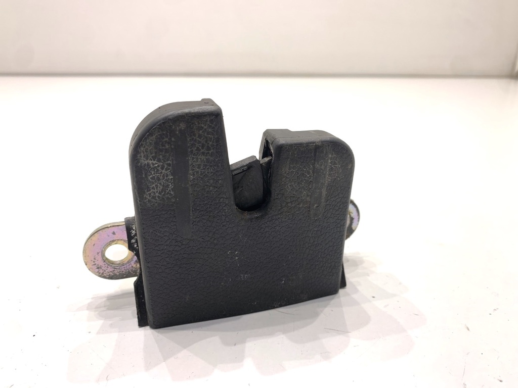 [STARK-836337] Cerradura de portón trasero VW Golf V (1K1) 2003-2010