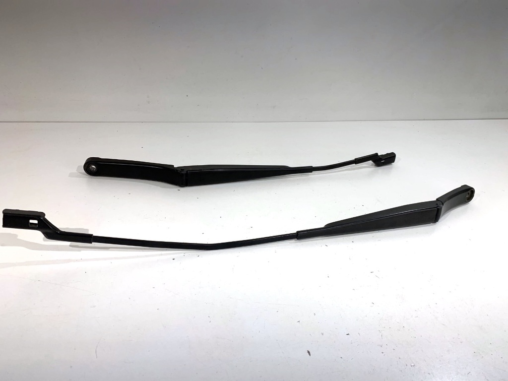 [STARK-836631] Brazo limpiaparabrisas delantero VW Golf VII (5G1, BQ1, BE1, BE2) 2012-2022