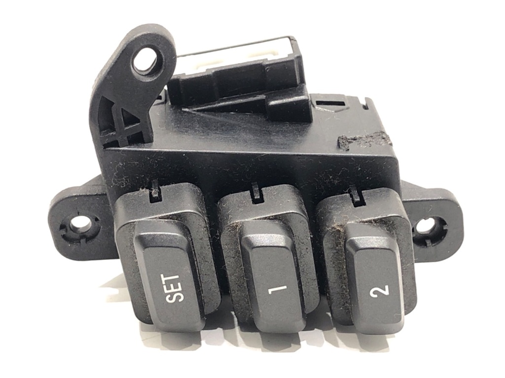 [STARK-840123] Interruptor de asiento KIA OPTIMA (FSGDS6B) 1.7 CRDi 100 kW (136 CV)