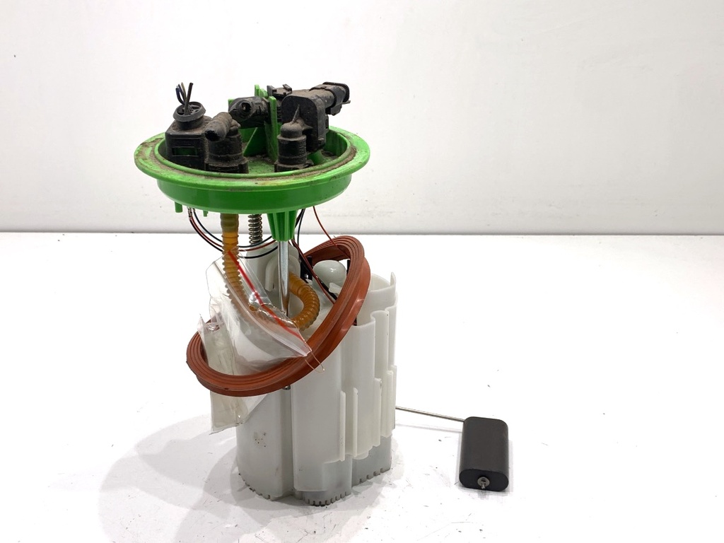 [STARK-840215] Bomba de combustible SKODA SUPERB III Kombi (3V5) 1.4 TSI iV 2015-2022