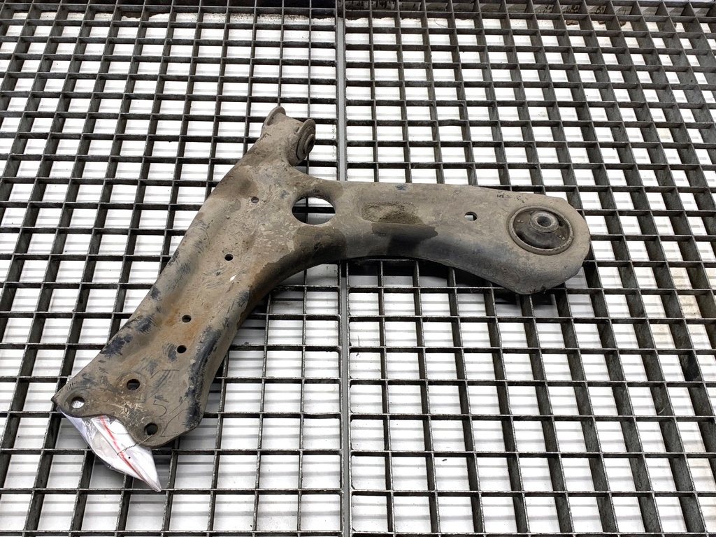 [STARK-841717] LEFT FRONT WHEEL ARCH SKODA FABIA III Kombi (NJ5) 2014 - 2022