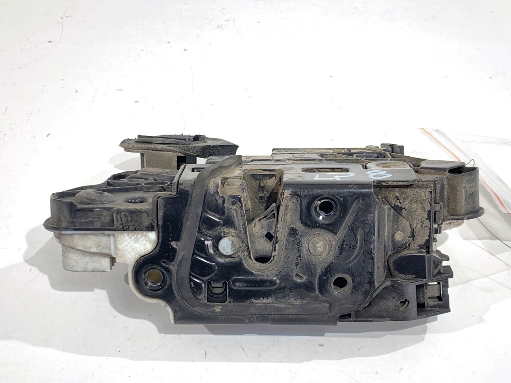 [STARK-841712] Cerradura puerta delantera izquierda SKODA FABIA III Kombi (NJ5) 6V1837015A