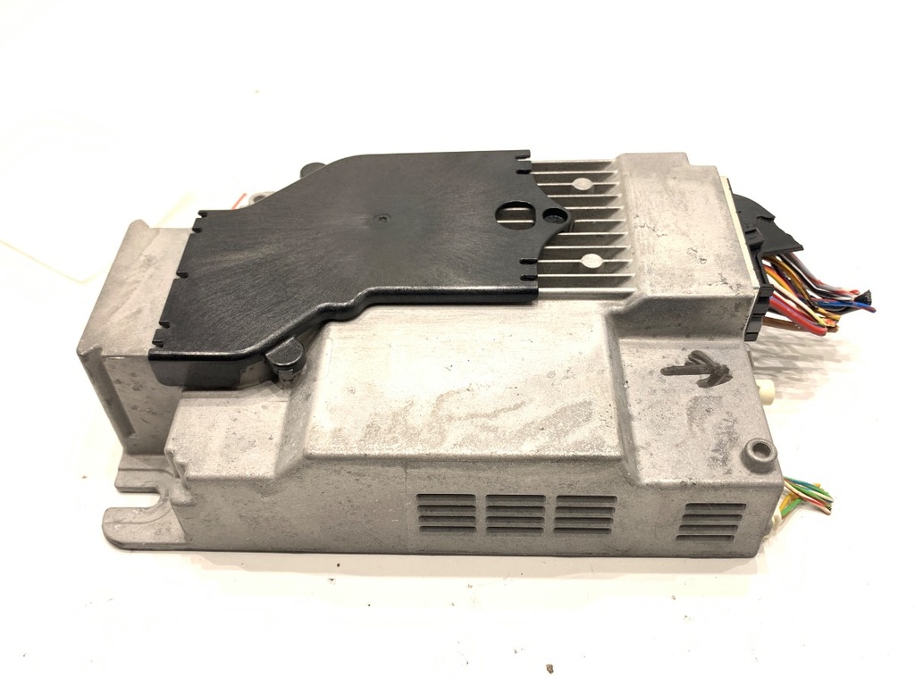 [STARK-827682] Amplificador BMW Serie 5 (G30, F90) 2016-2022