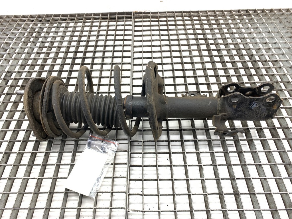[STARK-845214] Amortiguador delantero derecho Toyota Auris (_E18_) 2012-2018 1.6 (ZRE181_, ZRE185_)
