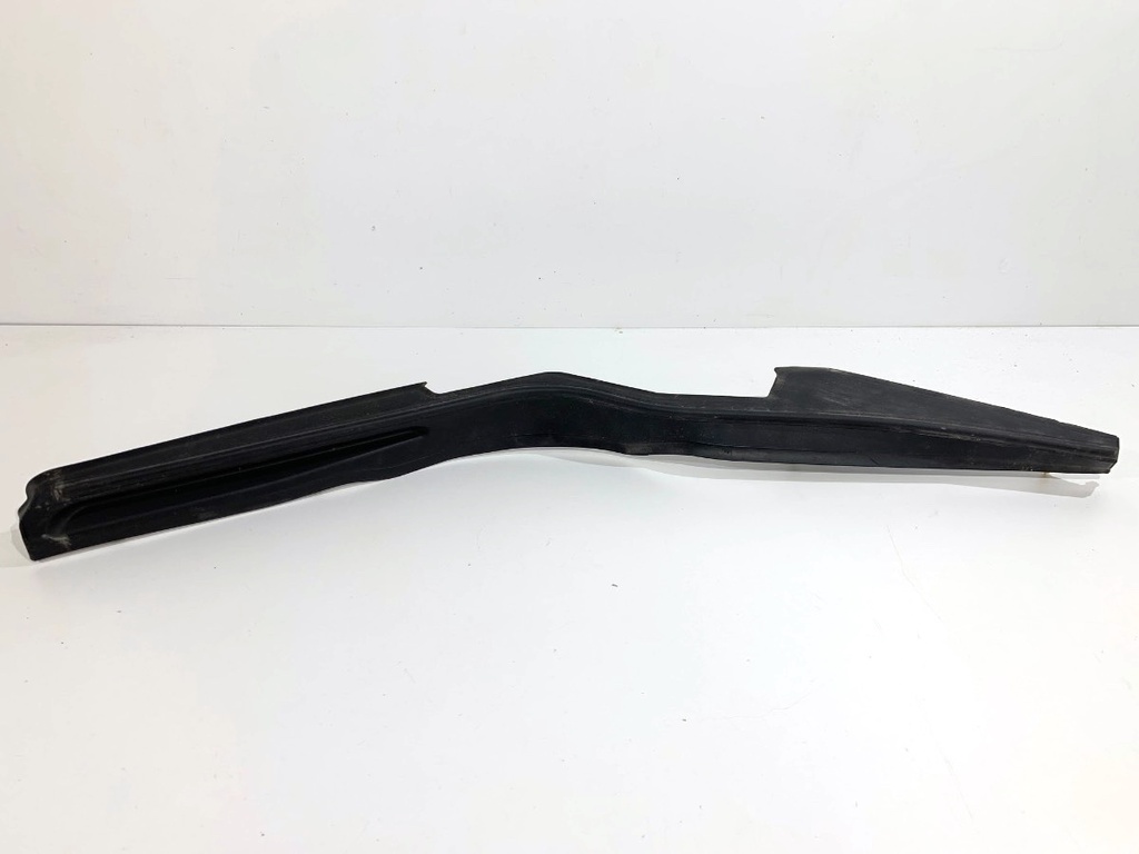 [STARK-845644] Panel de puerta trasera izquierdo Land Rover Range Rover Evoque (L551) 2018-2022