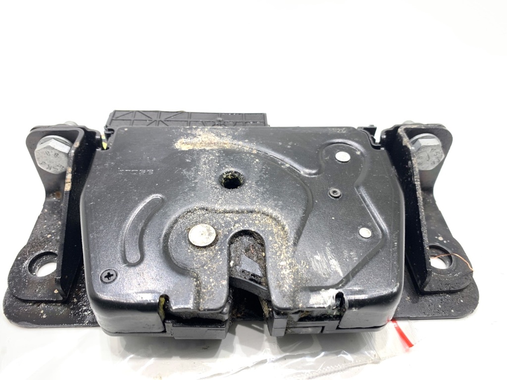 [STARK-845781] Cierre de portón BMW X3 (F25) 2010-2017