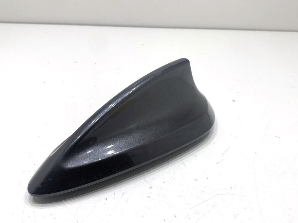 [STARK-846838] Antena BMW Serie 5 (G30, F90) 2016-2022 6826326