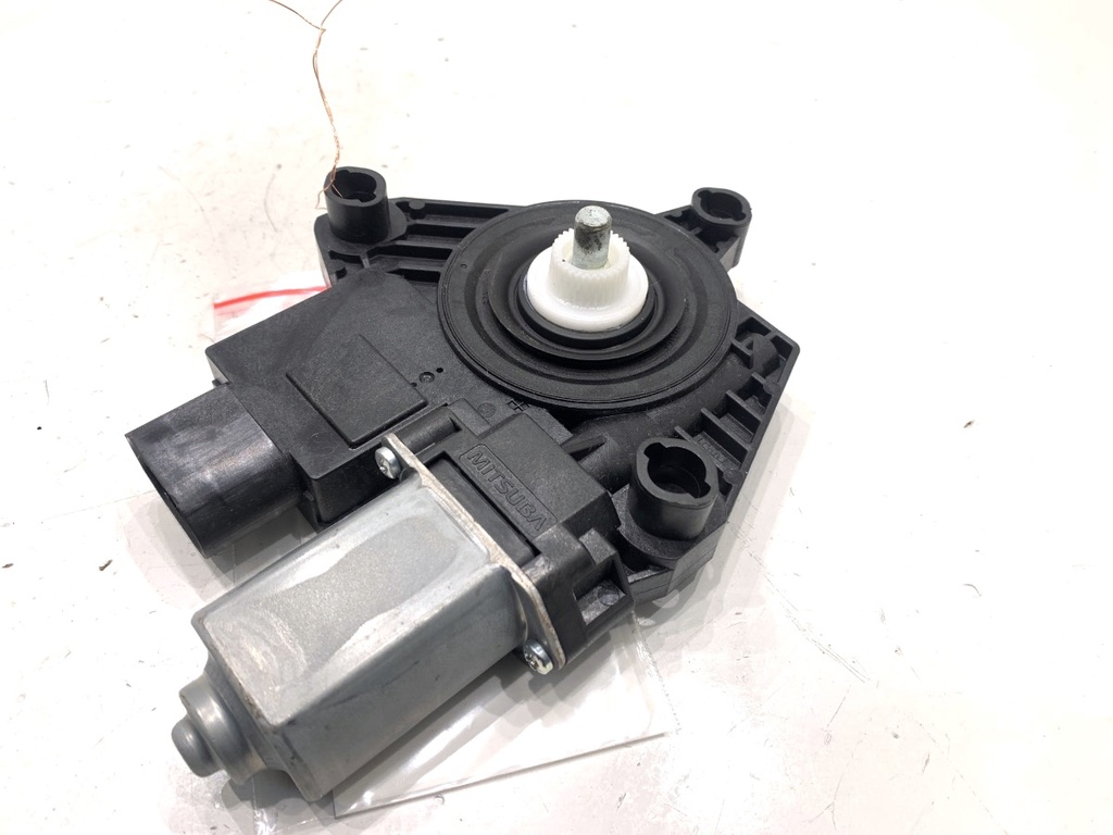 [STARK-850992] Motor de elevalunas delantero izquierdo BMW Serie 5 Touring (G31) 2017-2022