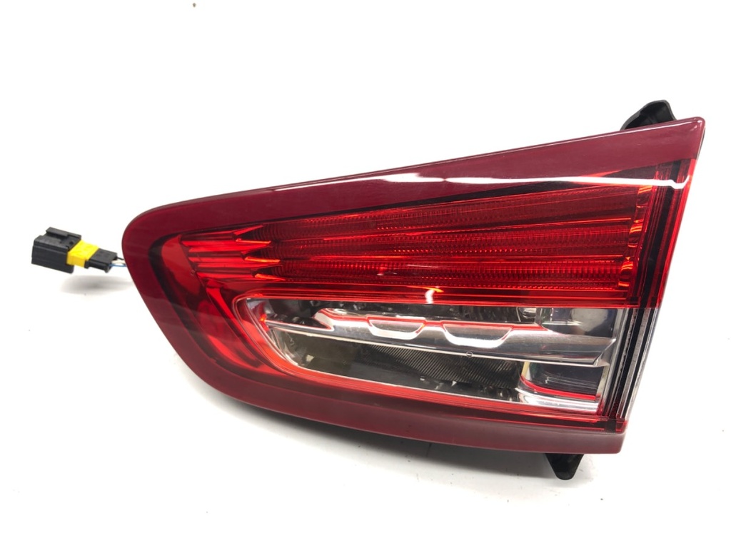 [STARK-854157] Piloto trasero derecho CITROËN DS5 2011-2015 2.0 HDi 165