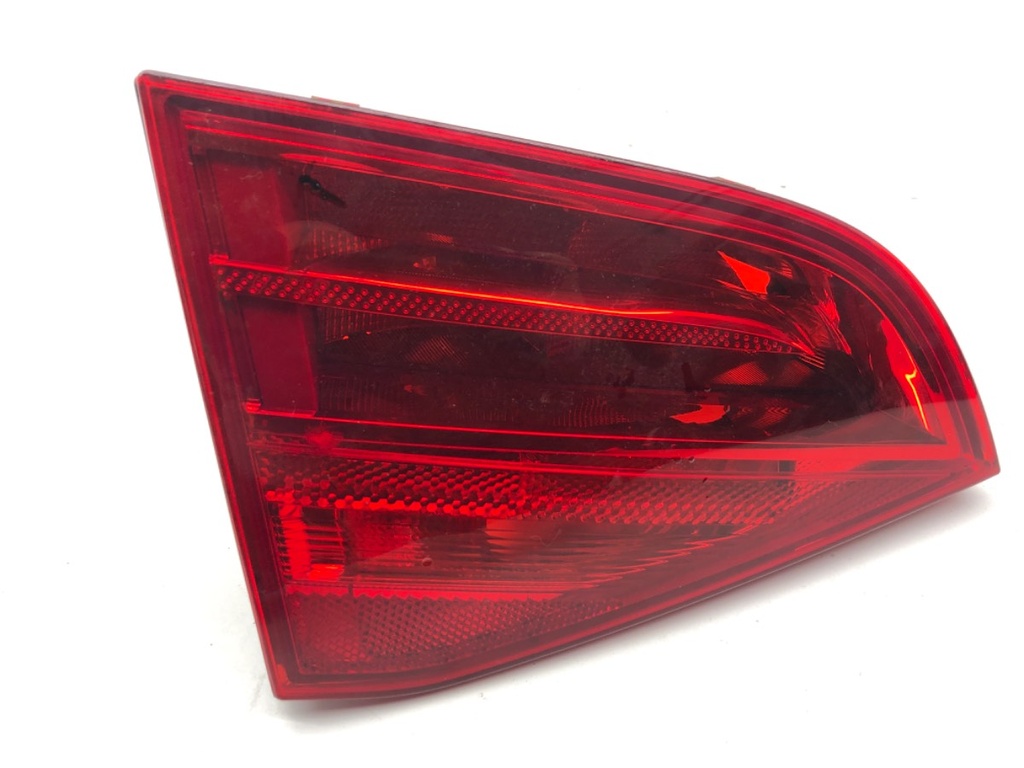 [STARK-856152] Piloto trasero izquierdo Audi A4 B8 (8K2) 2007-2015