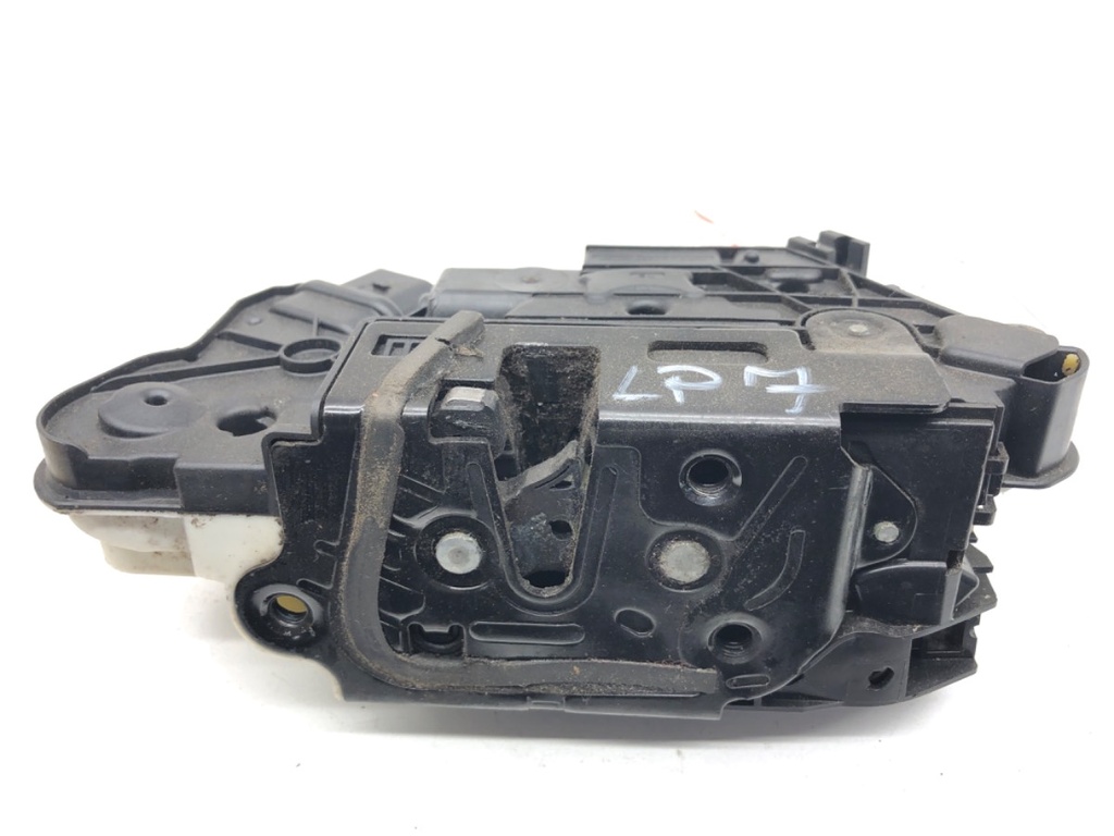 [STARK-856332] Cerradura de puerta delantera izquierda SEAT IBIZA IV ST (6J8, 6P8) 2010-2016