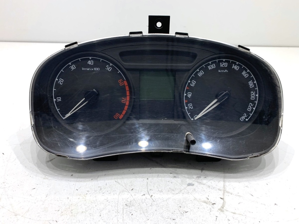 [STARK-857669] Velocímetro SKODA FABIA II (542) 1.2 12V 44 kW [60 KM] gasolina 2011-2014