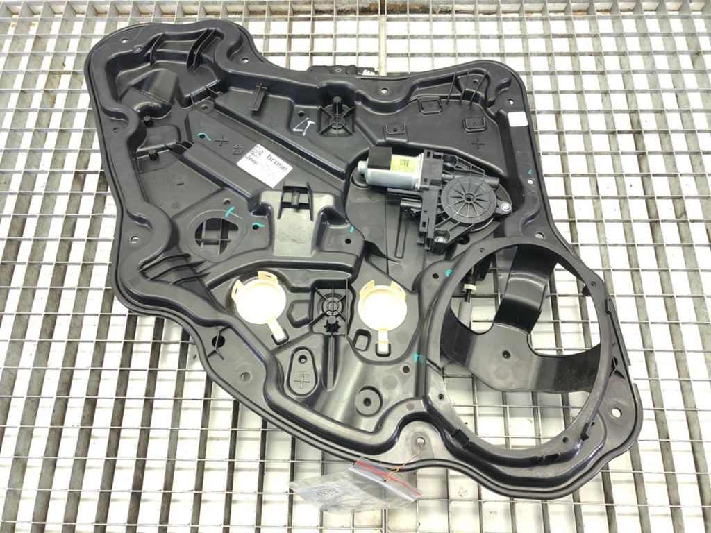 [STARK-636124] Elevador de ventanilla trasera izquierda Jeep Compass (MP, M6) 2016-2022