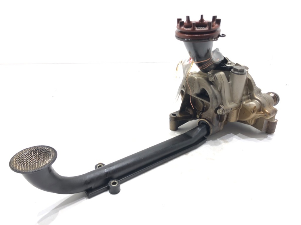 [STARK-619384] Bomba de aceite Porsche Cayenne (9PA) 2002-2010