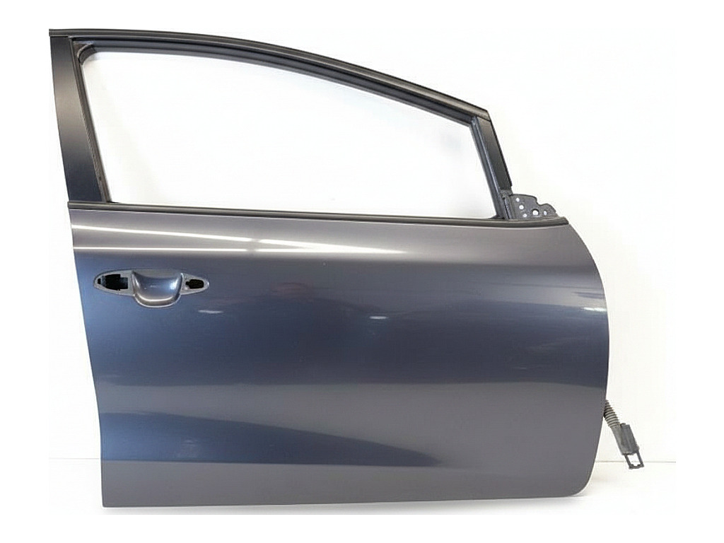 [STARK-911751] Puerta delantera derecha KIA CEE'D Sportswagon (JD) 2012-2018