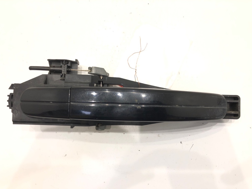 [STARK-591015] Manija exterior de puerta delantera derecha para Ford Kuga I (2008-2012) 2.0 TDCi 100 kW