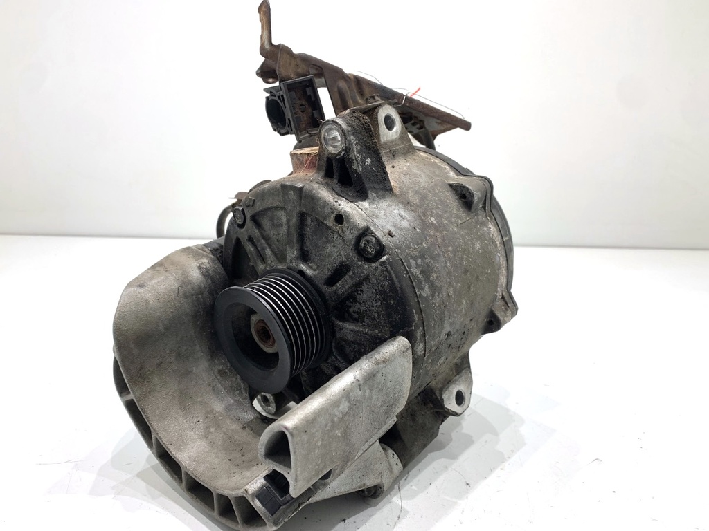 [STARK-846145] Alternador Porsche Panamera (970) 4.8 4S 294 kW 2009-2013