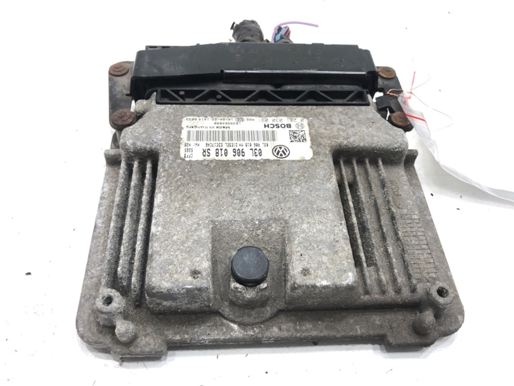 [STARK-730998] Unidad de control del motor SKODA Superb II Kombi (3T5) 2.0 TDI 16V 103 kW