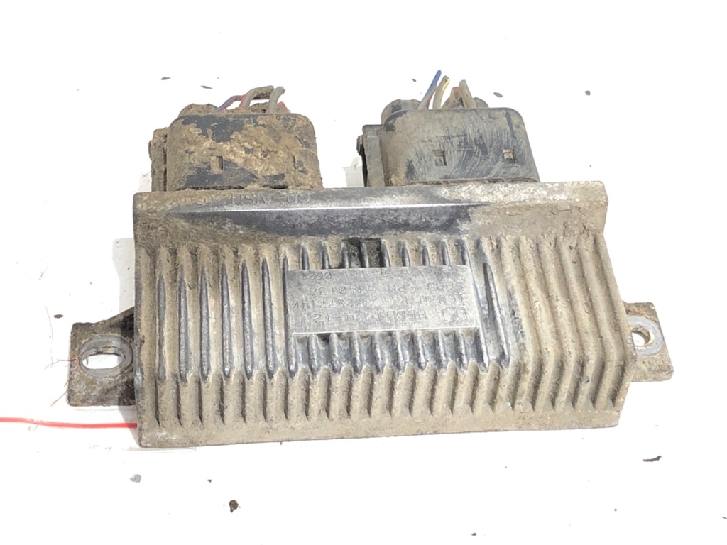 [STARK-767540] Relé de precalentamiento OPEL SIGNUM liftback (Z03) 3.0 V6 CDTI (F48) 130 kW 177 CV 2003-2005