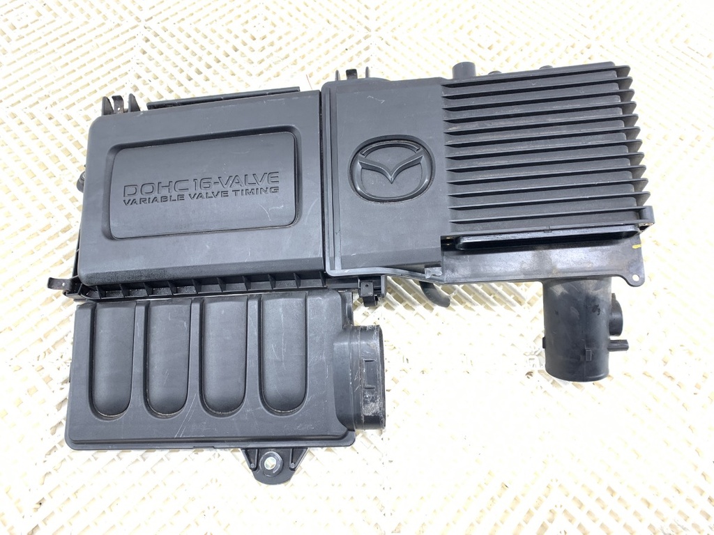 [STARK-778177] Caja de filtro de aire para Mazda 2 (DE_, DH_) 2007-2015 1.3 gasolina