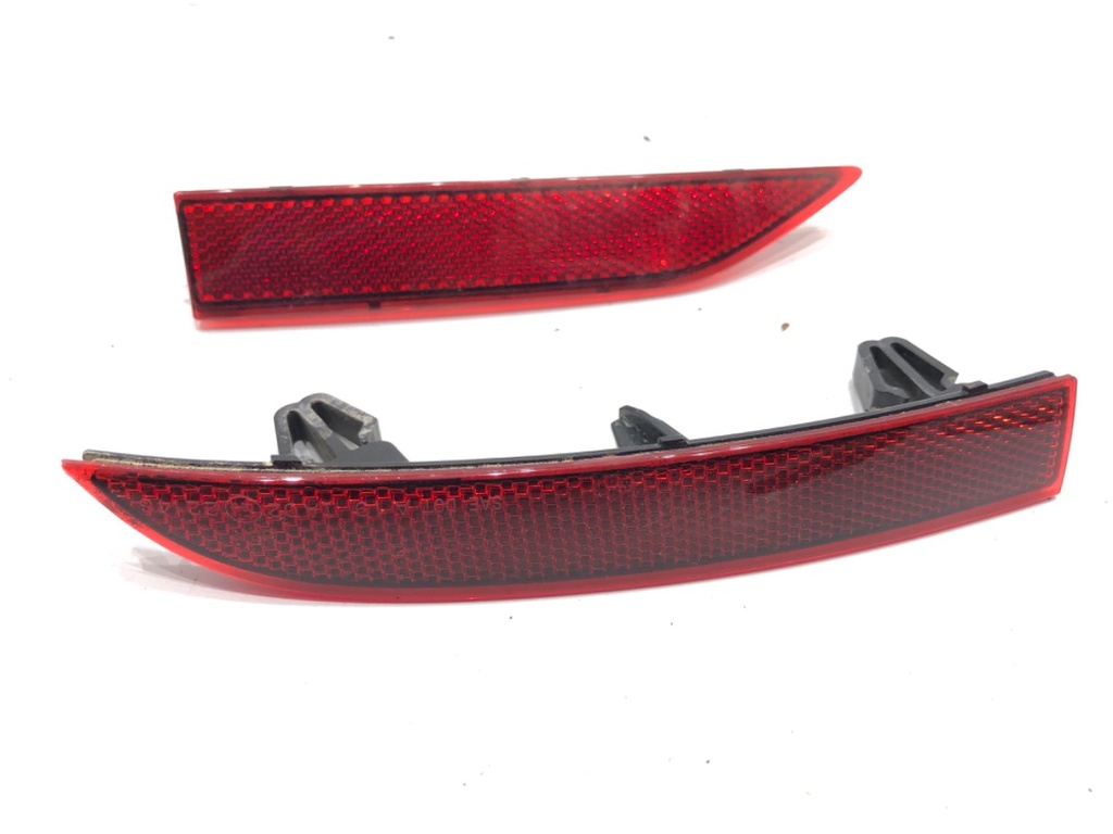 [STARK-779055] Lámpara de parachoques trasera derecha AUDI A4 B9 (8W2, 8WC) 2015-2022