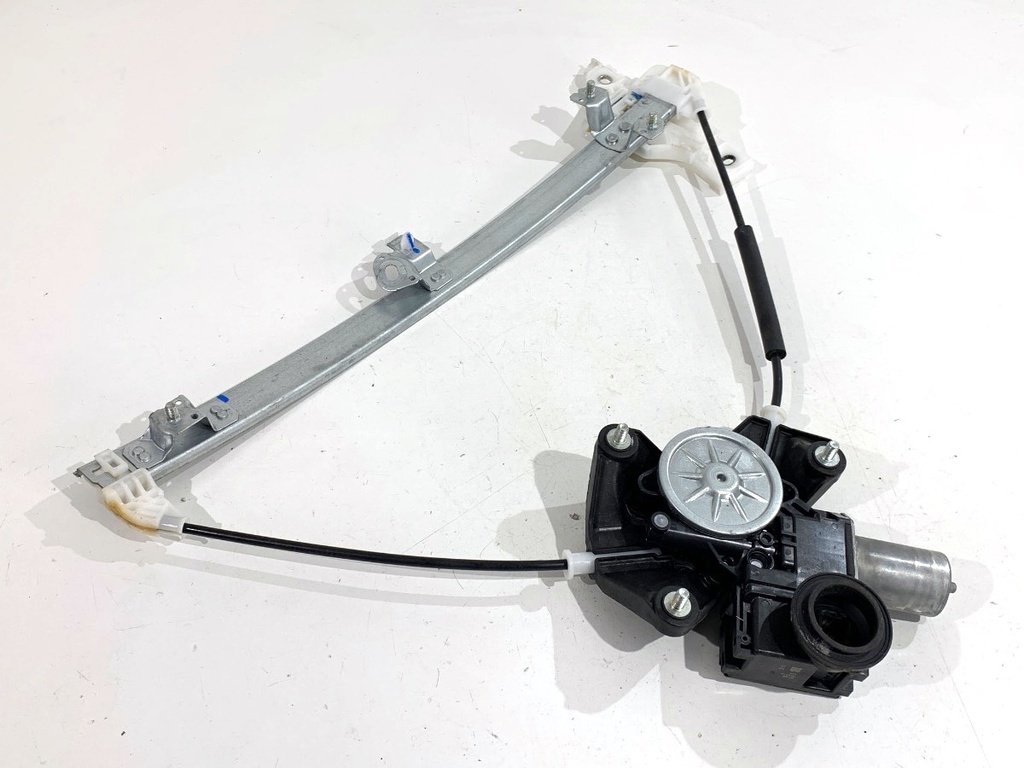 [STARK-886673] Levantacristales trasero izquierdo Toyota Yaris Cross (MXP_) 2020-2022
