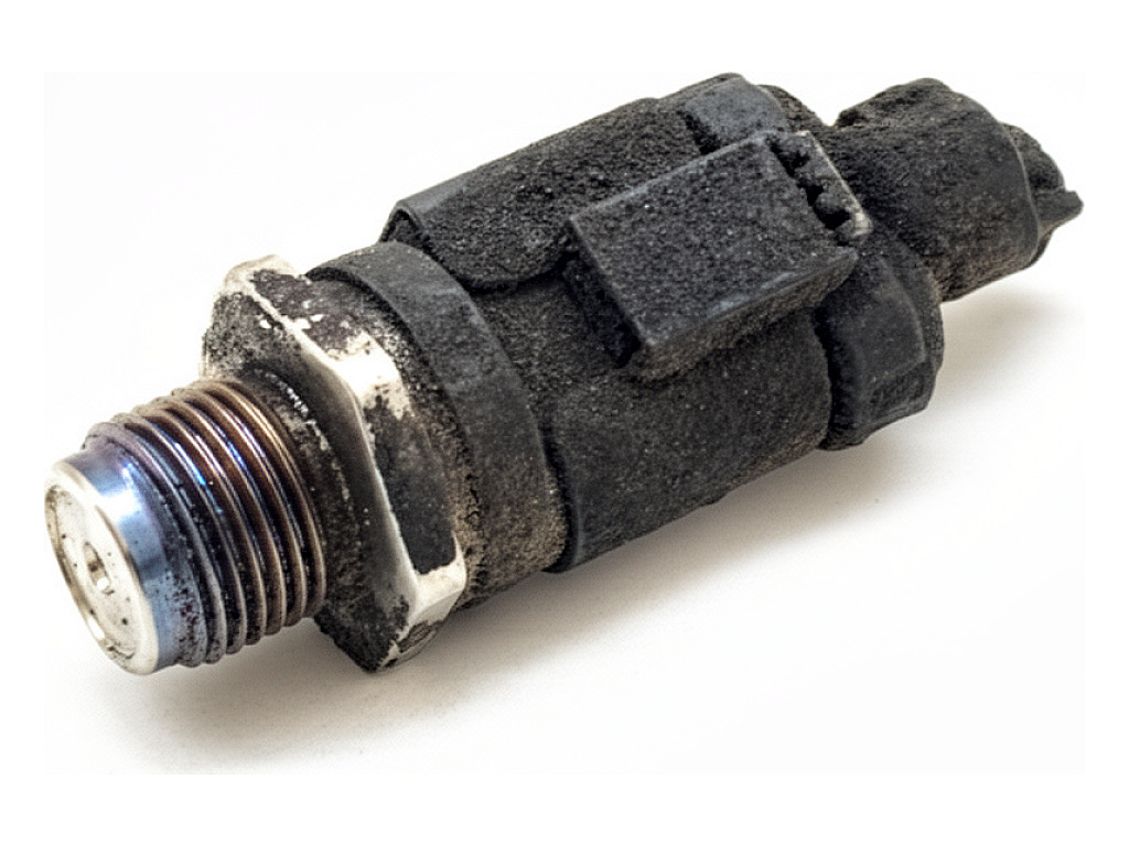 [STARK-924562] Sensor de presión de combustible Mercedes-Benz Clase B Sports Tourer (W245) B 200 CDI (245.208) 2005-2011