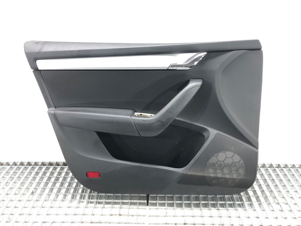 [STARK-564358] Panel de puerta delantero izquierdo SKODA OCTAVIA III Combi (5E5, 5E6) 2012-2022
