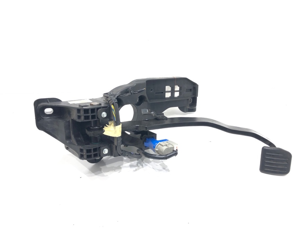 [STARK-578763] Pedales Ford Mondeo V liftback (CE) 2.0 TDCi 110 kW (150 CV)