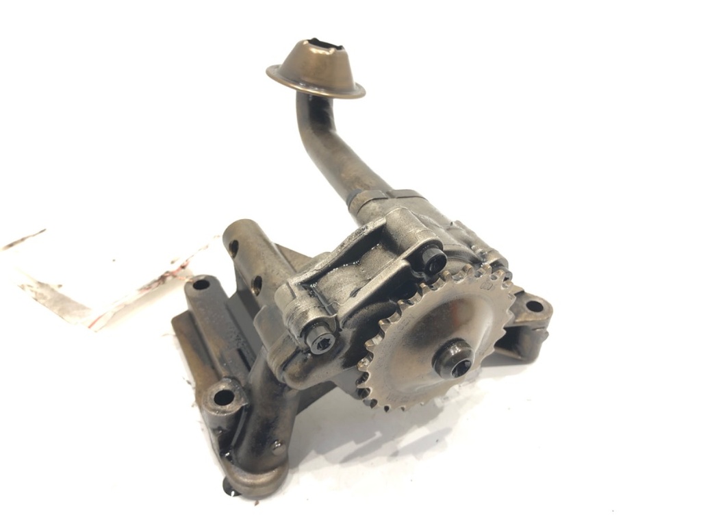 [STARK-615377] Bomba de aceite VW Golf V 1.9 TDI 105 CV 2003-2008