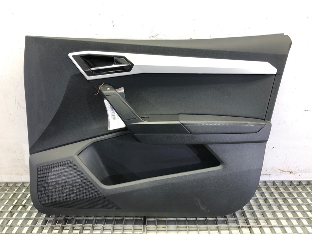 [STARK-636485] Panel de puerta delantero derecho SEAT Arona (KJ7) 2017-2022