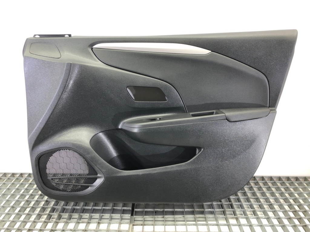 [STARK-656377] Panel de puerta delantero derecho Opel Corsa F (2019-2022) 1.2 55kW 75CV