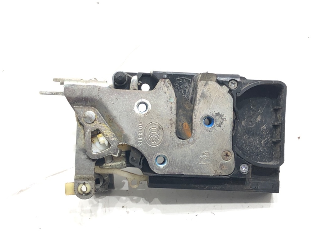 [STARK-656005] Cerradura de puerta delantera derecha Chevrolet Aveo / Kalos liftback T250 T255 1.2 62 kW