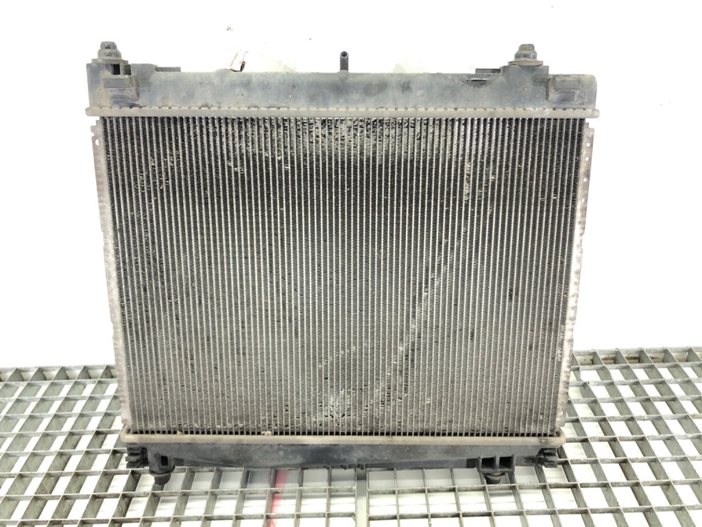 [STARK-662073] Radiador de agua TOYOTA YARIS (_P9_) 1.3 VVT-i (SCP90_) 2005-2010