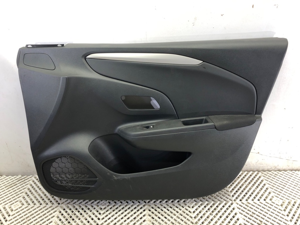 [STARK-710785] Panel de puerta delantero derecho Opel Corsa F 2019-2022