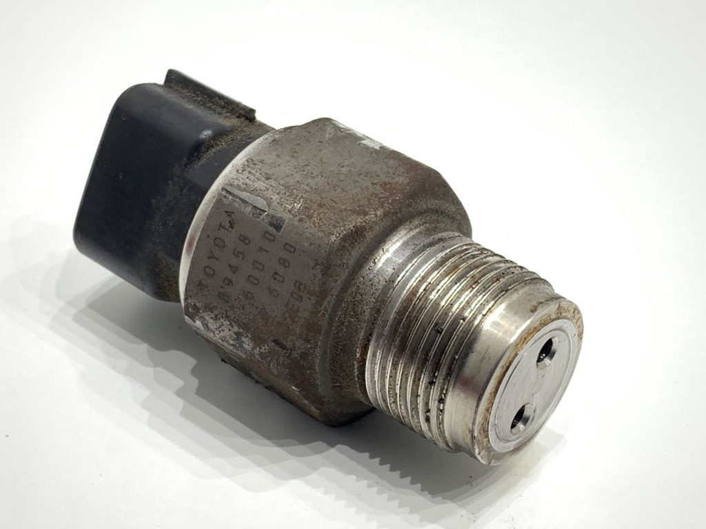 [STARK-768727] Sensor de presión de combustible Toyota Corolla (_E12_) 2001-2007 2.0 D-4D 85 kW