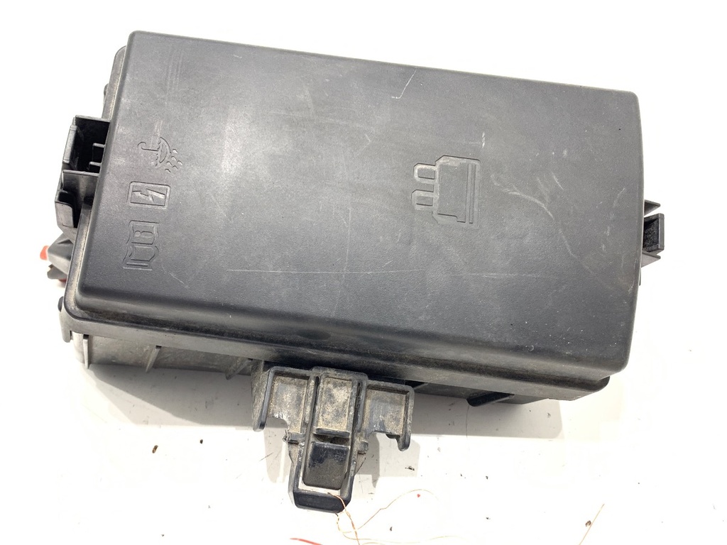 [STARK-724522] Caja de fusibles SEAT LEON (5F1) 2012-2022 1.6 TDI