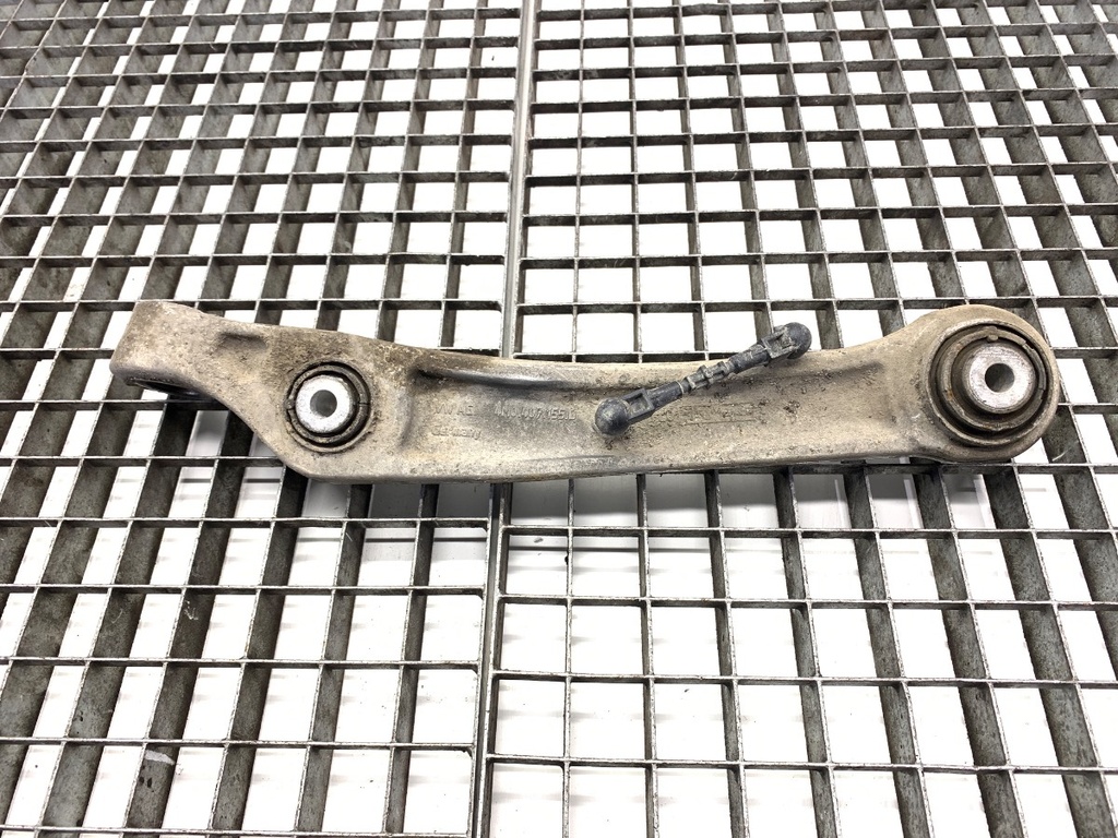 [STARK-834504] Arco de rueda delantero izquierdo Audi Q8 (4MN) 2018-2022