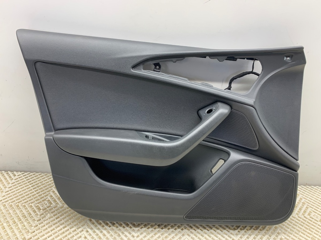 [STARK-851331] Panel de puerta delantero izquierdo Audi A6 C7 Avant (4G5, 4GD) 2011-2018