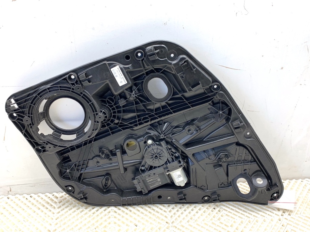 [STARK-871264] Elevador de ventanilla trasero derecho para Volvo XC60 II 2017-2022