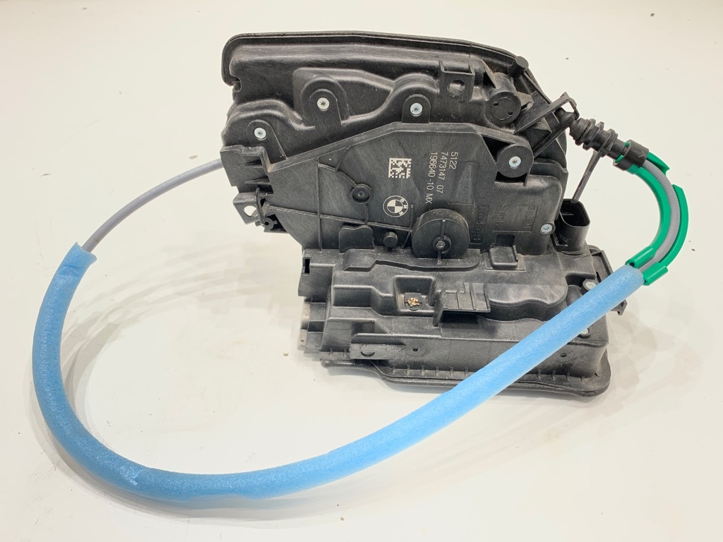[STARK-878698] Cerradura de puerta trasera izquierda BMW X4 (G02, F98) 2018-2022
